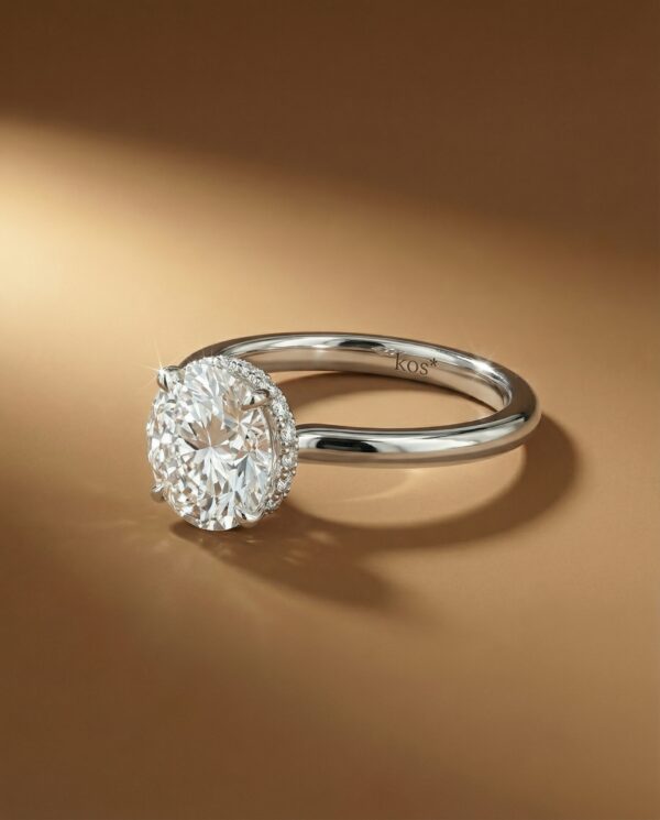 แหวนหมั้นเพชร Oval Cut ดีไซน์ Hidden Halo-แบรนด์-kos
