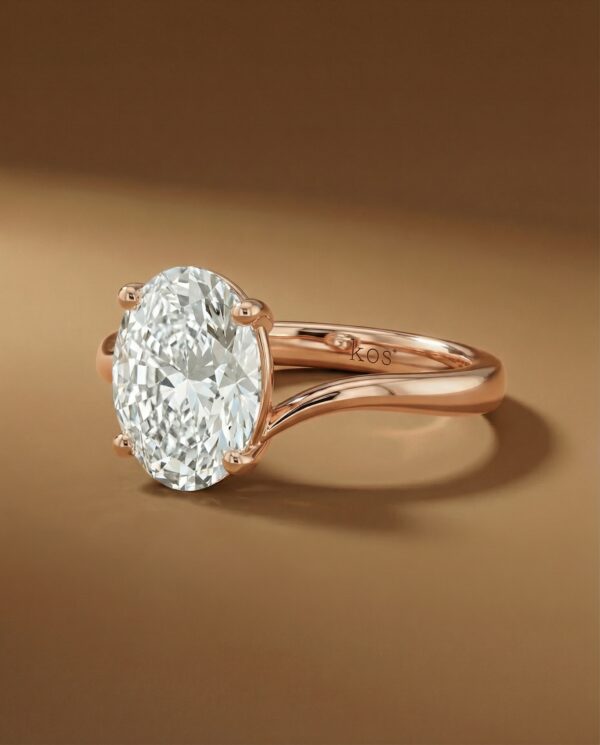 แหวนหมั้น Rose Gold ดีไซน์ก้าน Twist ประดับเพชร Oval-Cut-แบรนด์-kos