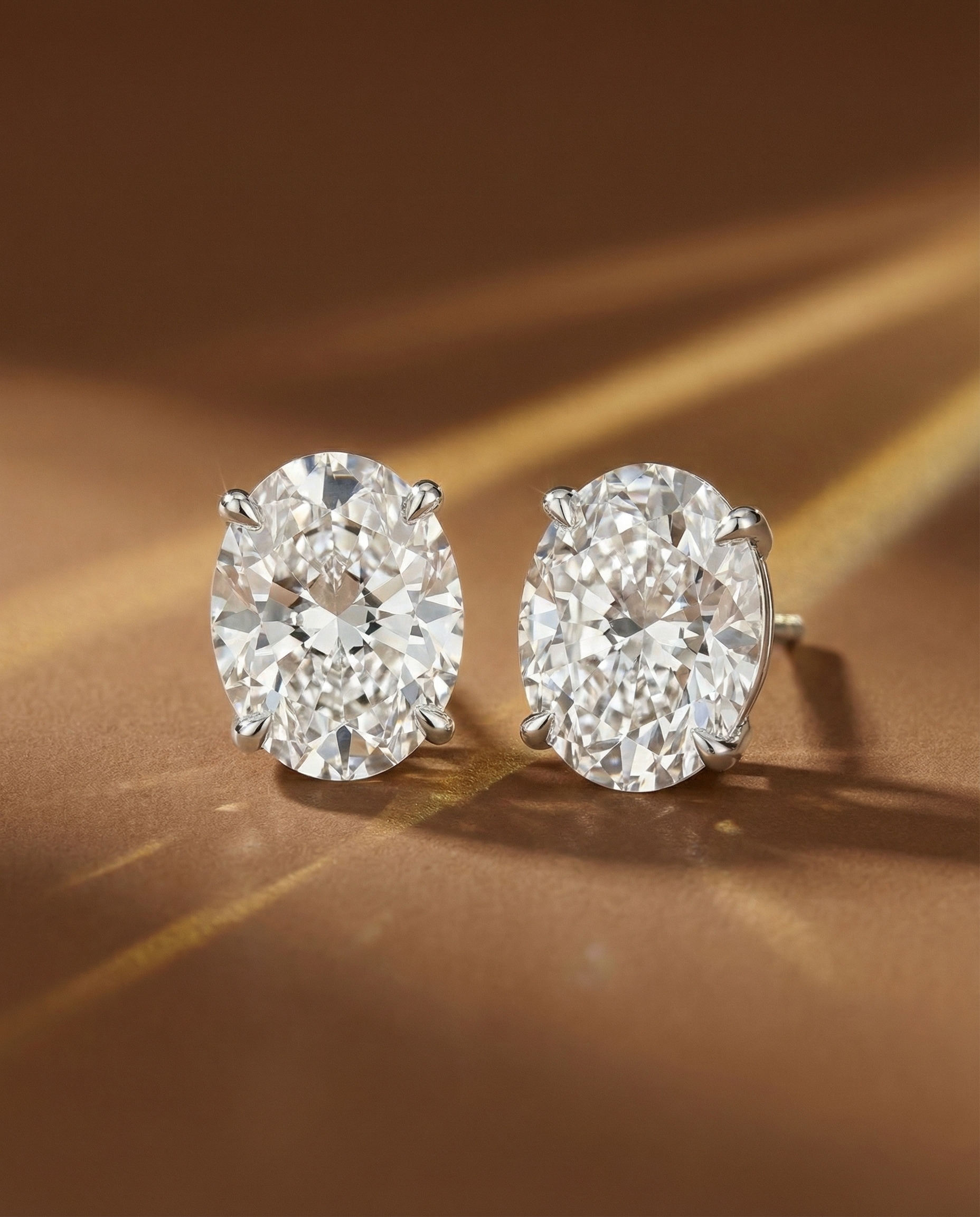 ต่างหูเพชรไข่