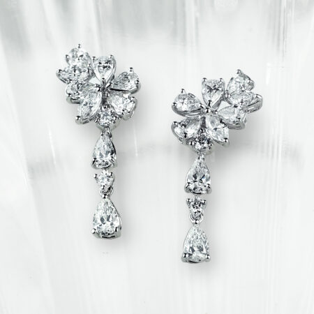 ต่างหูเพชรแท้ Classic Bridal Earrings