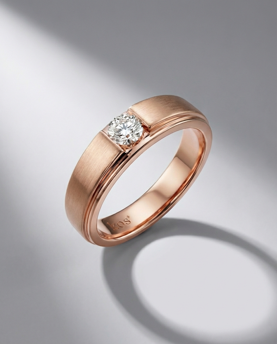 แหวนชาย เพชรกลม ตัวเรือนสีี Rose Gold