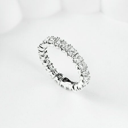 แหวนเพชร Princess Eternity Ring