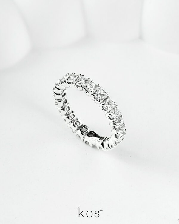 แหวนเพชร Princess Eternity Ring