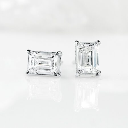 ต่างหู Emerald Stud Earrings