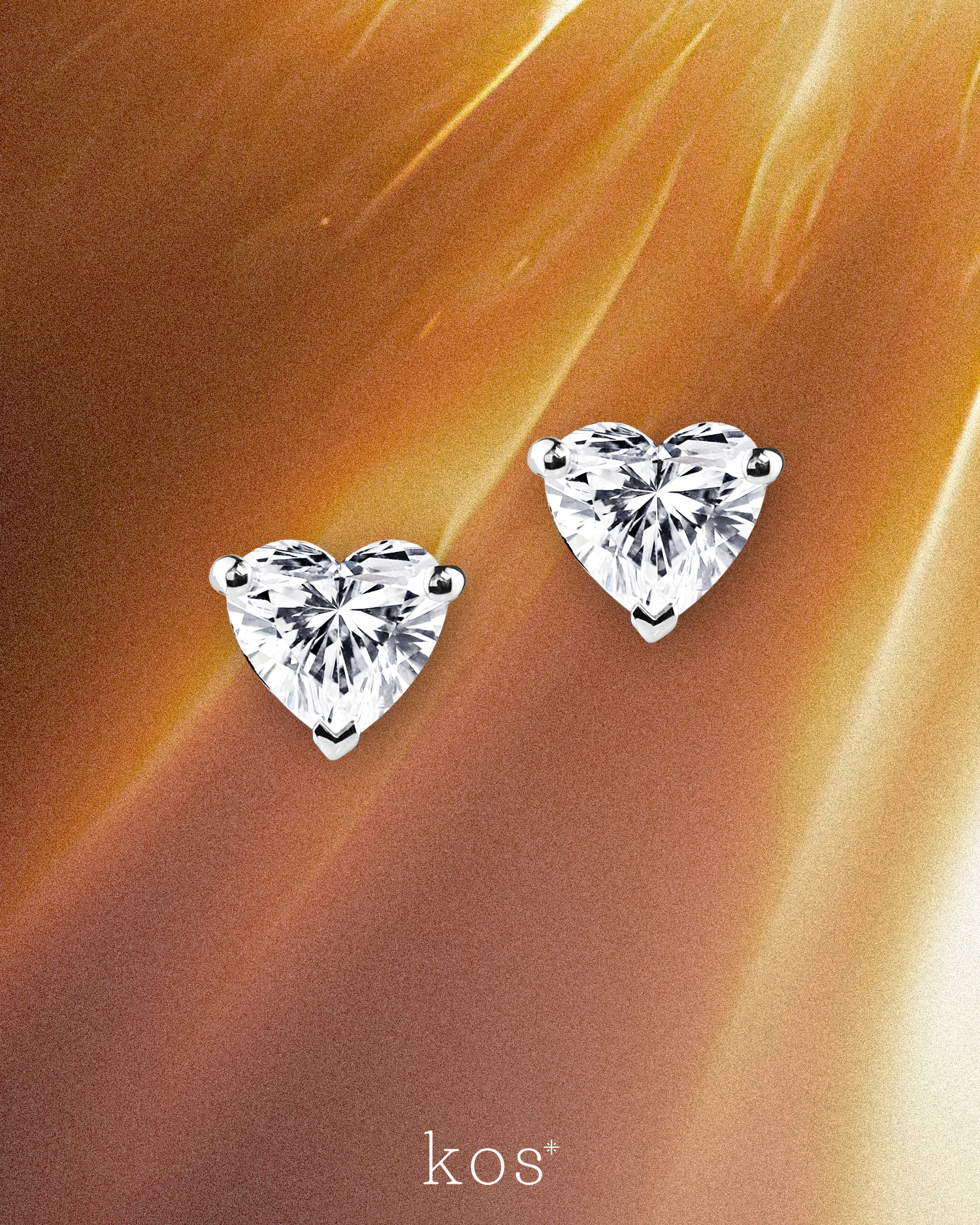 ต่างหูเพชร Heart Stud Earrings