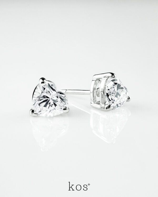 ต่างหู Heart Stud Earrings