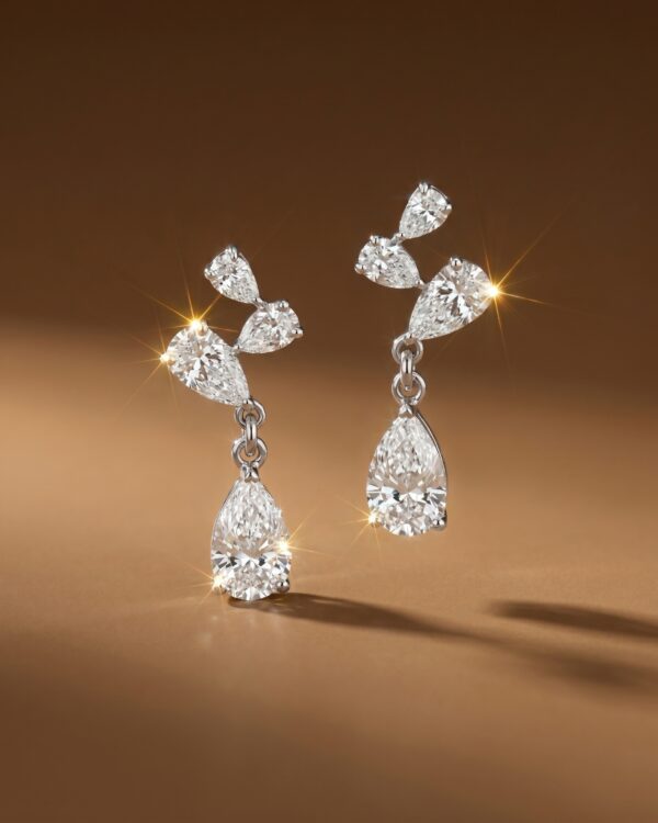ต่างหู Claire Dangling Earrings