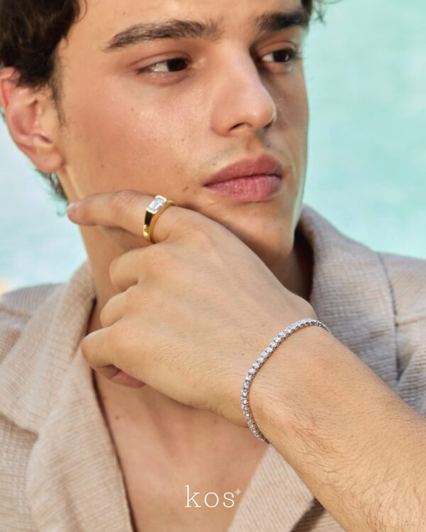 แหวนเพชรชาย Emerald Diamond in Yellow Gold Ring