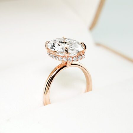 แหวนเพชร Lena Oval Ring