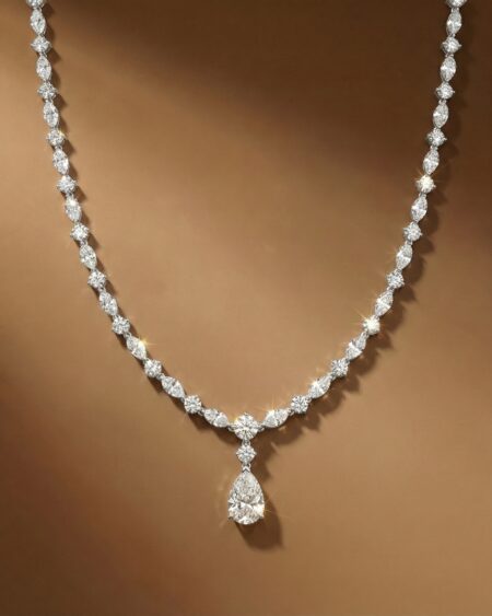 สร้อยคอเพชรสำหรับเจ้าสาว เพชรกลมสลับมาคี จี้เพชรหยดน้ำ