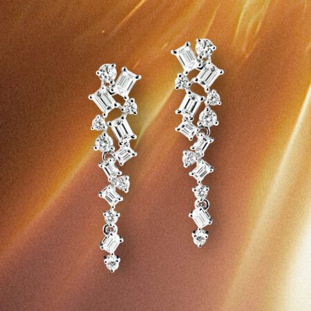 ต่างหูเพชร Taylor Dangling Earrings