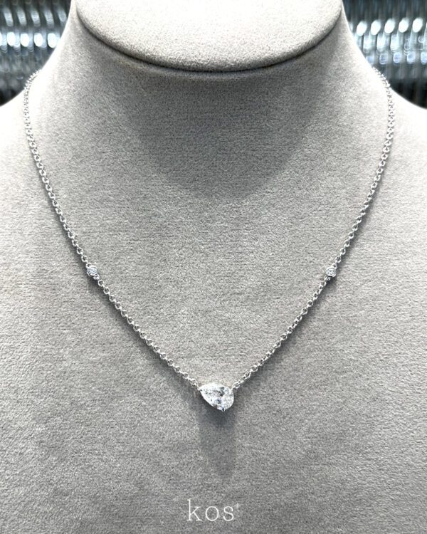 สร้อยคอจี้เพชรหยดน้ำ