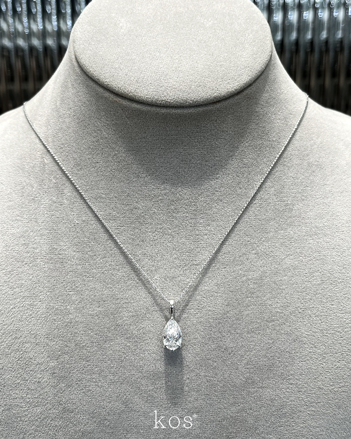 สร้อยจี้เพชรหยดน้ำ