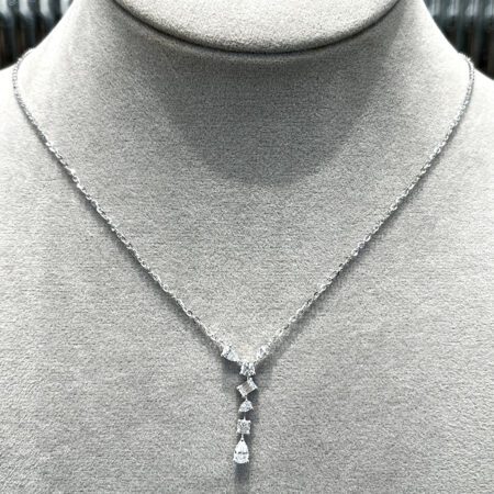 สร้อยคอจี้เพชร Mixed Shape