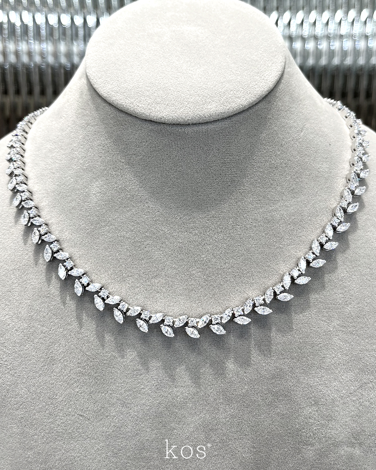 สร้อยเพชรดีไซน์ ประดับเพชรมาร์คีส์และเพชรกลม