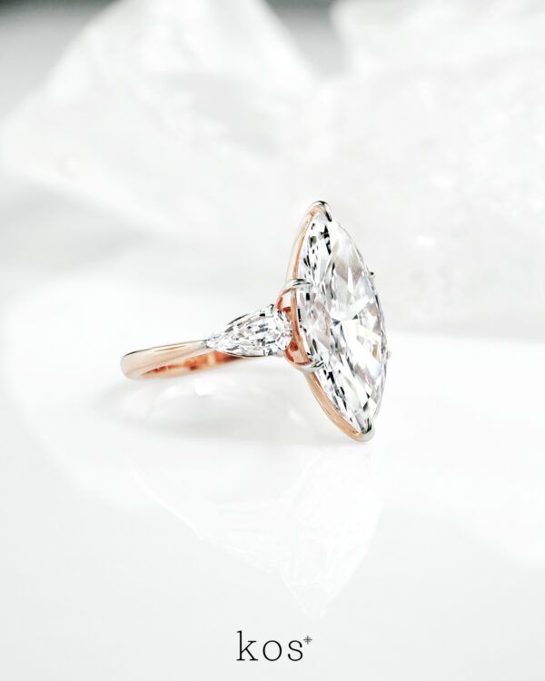 แหวนเพชร The Victoria Marquise