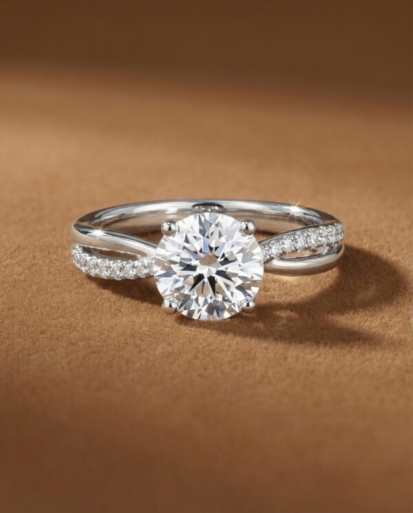 แหวนเพชรกลม ตัวเรือน Twist