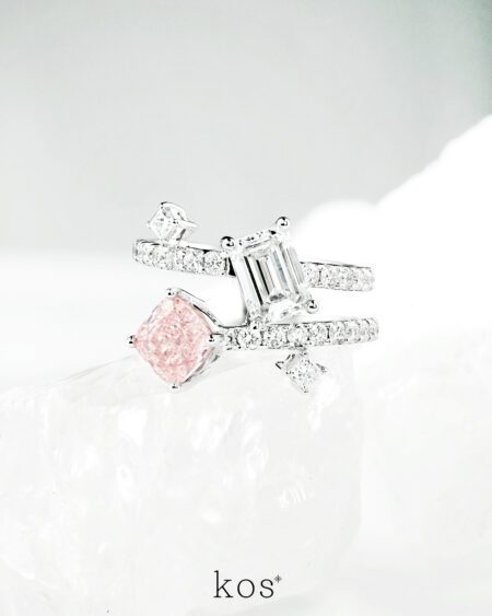 แหวนเพชรแท้ดีไซน์ทันสมัยประดับเพชรสีชมพูและขาว สำหรับขอแต่งงาน โดย kos