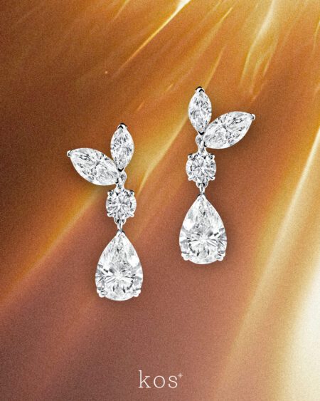 ต่างหูเพชรระย้าดีไซน์หรูหรา ประกอบด้วยเพชรทรง Marquise, ทรงกลม และทรงหยดน้ำ