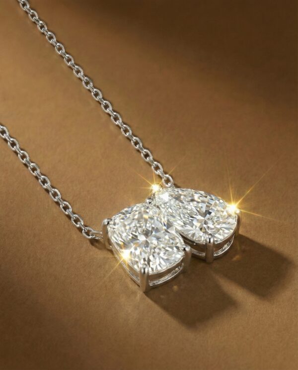 สร้อยคอจี้เพชร Long Cushion และเพชรหยดน้ำ