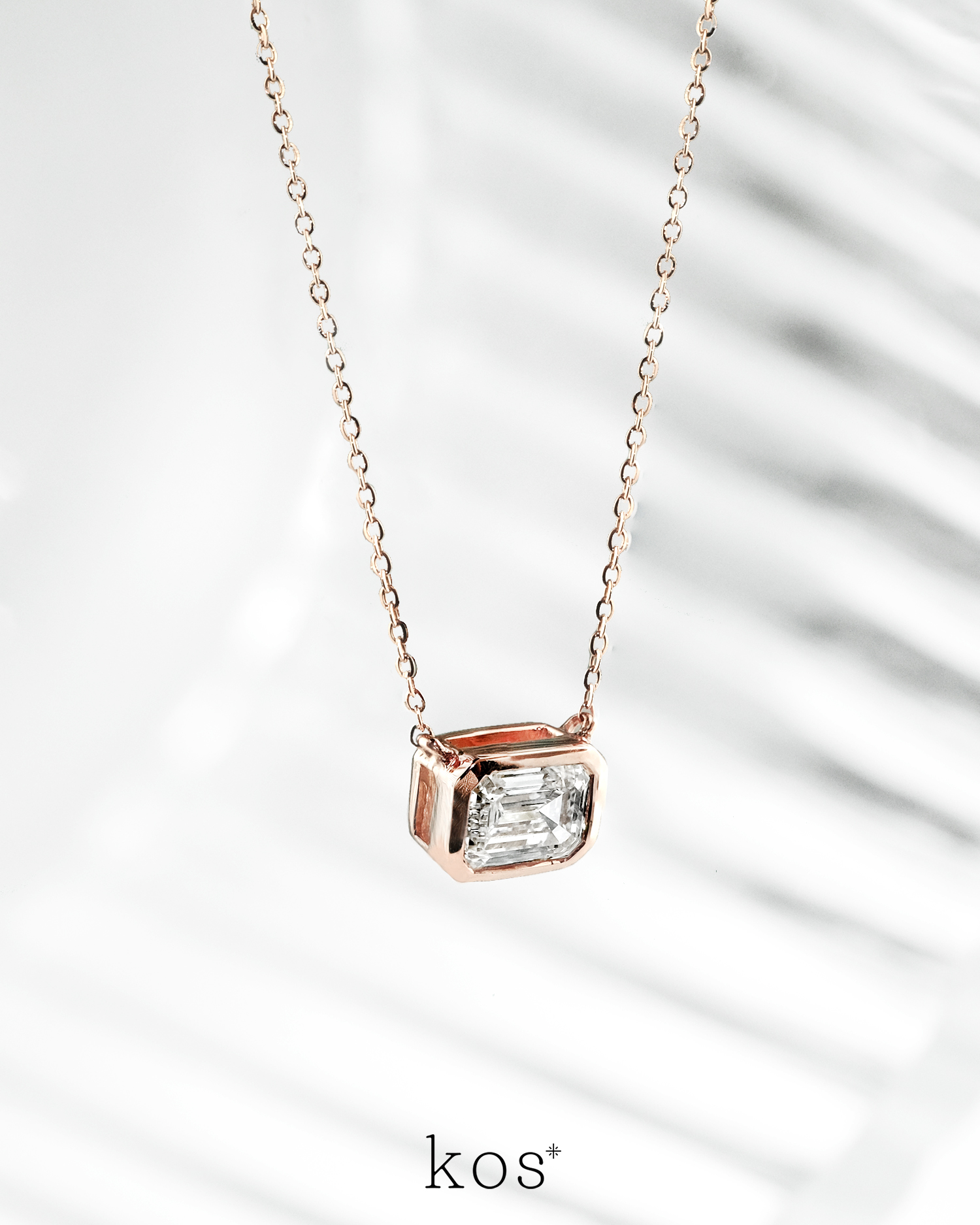 สร้อยคอจี้เพชร Emerald Cut 1 กะรัต ตัวเรือน Bezel Setting สี Pink Gold