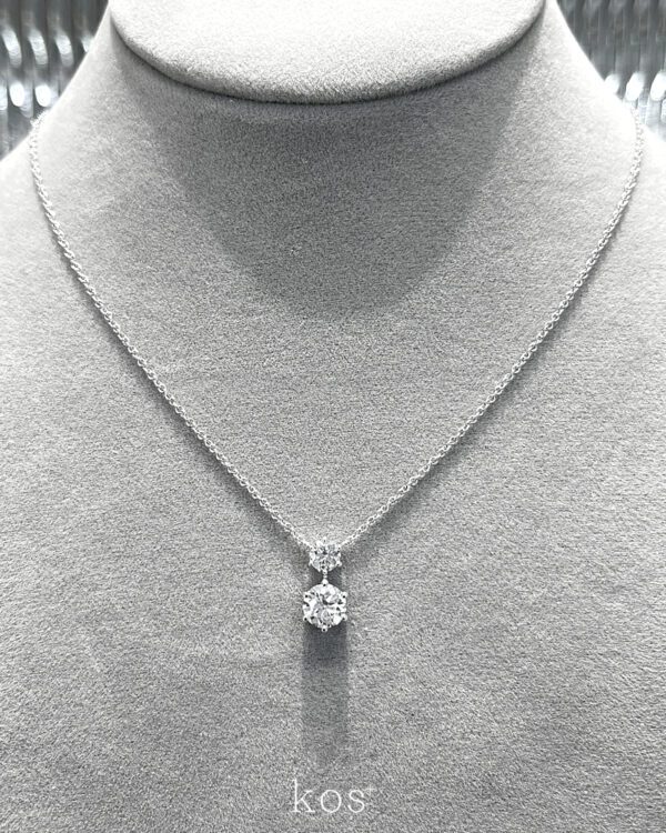 สร้อยคอจี้เพชร 2 เม็ด Round Cut Diamond ตัวเรือนทองขาว