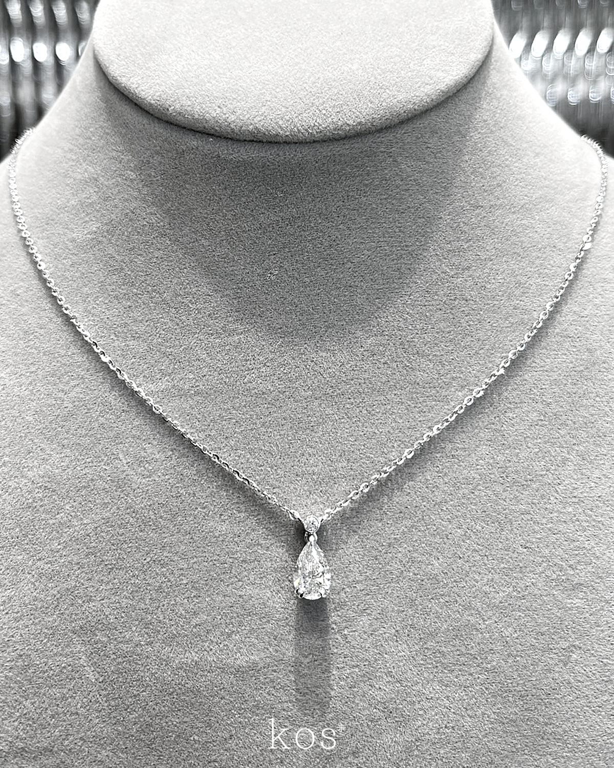 สร้อยเพชรแท้เม็ดเดี่ยว Pear Cut Solitaire Diamond ตัวเรือนทองขาว KOS Jewelry