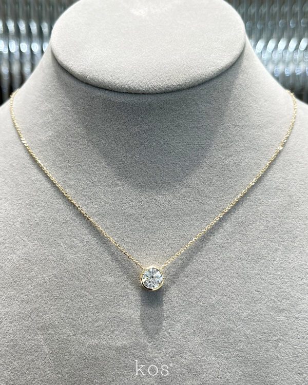 สร้อยเพชรแท้เม็ดเดี่ยว Round Brilliant Cut ฝังหุ้ม Bezel Setting ตัวเรือนทองคำ