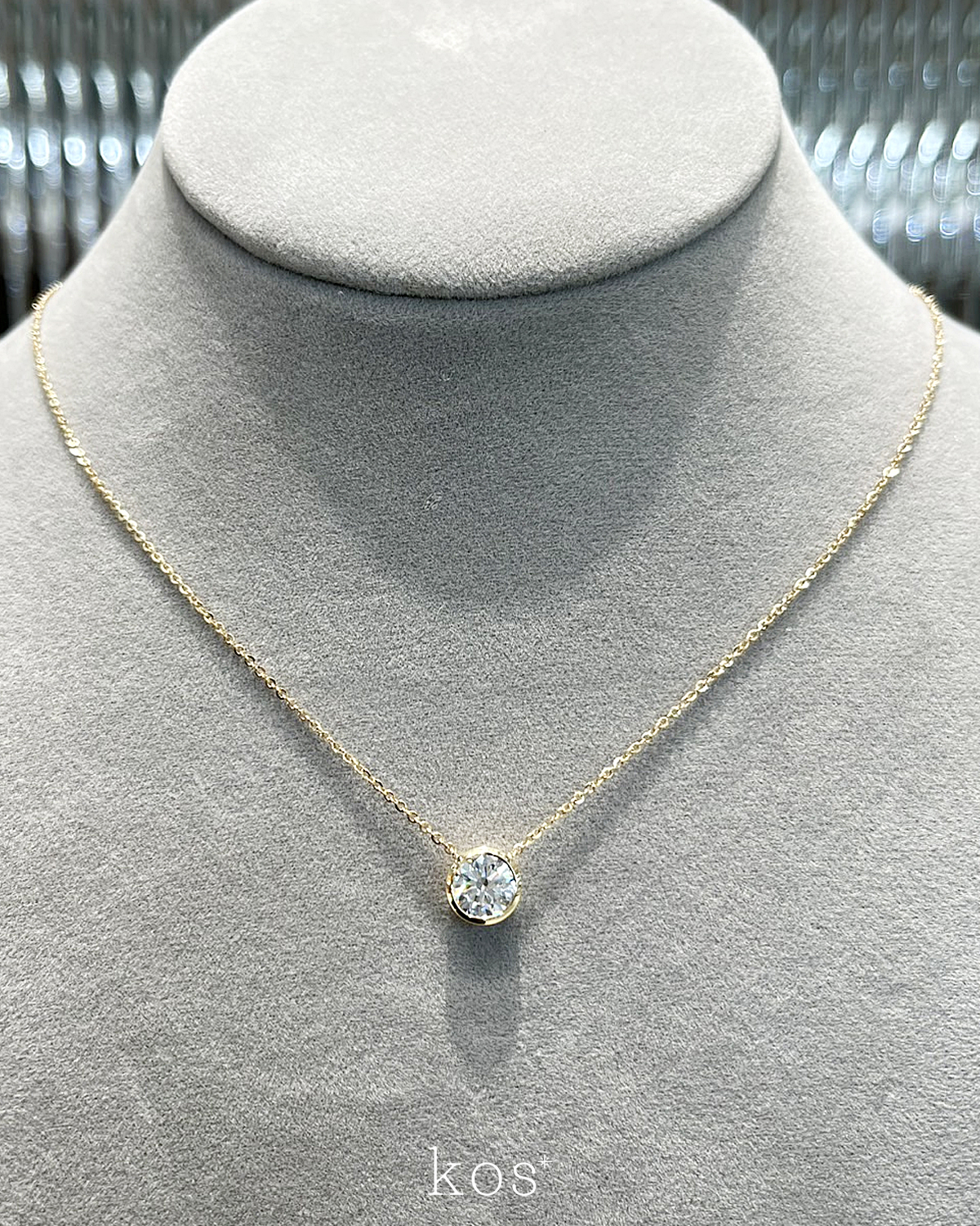 สร้อยเพชรแท้เม็ดเดี่ยว Round Brilliant Cut ฝังหุ้ม Bezel Setting ตัวเรือนทองคำ