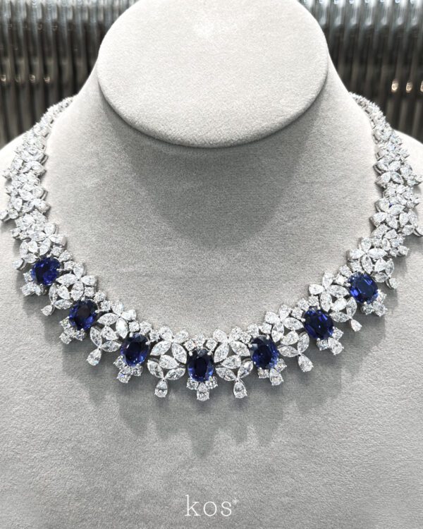 สร้อยคอเพชรแท้ประดับพลอยไพลินสีน้ำเงิน