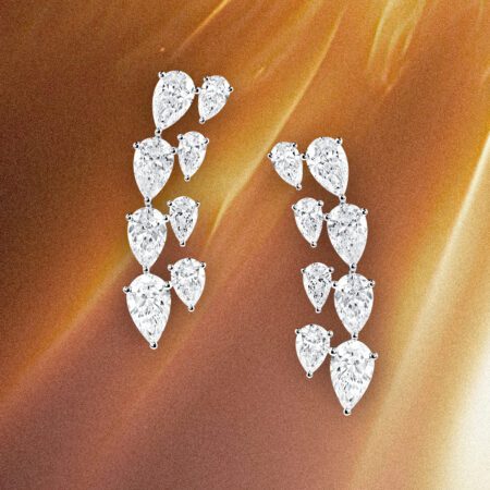 ต่างหูเพชรทรงหยดน้ำ kos ดีไซน์คลัสเตอร์โค้งตามใบหู หรูหราและระยิบระยับ