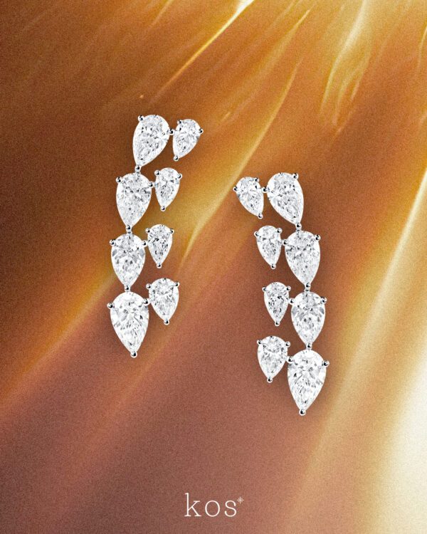 ต่างหูเพชรทรงหยดน้ำ kos ดีไซน์คลัสเตอร์โค้งตามใบหู หรูหราและระยิบระยับ