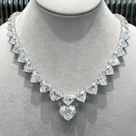 สร้อยคอเพชรหัวใจ ดีไซน์หรูหราด้วยเพชรแท้ทรง Heart-Shape ทั้งเส้น