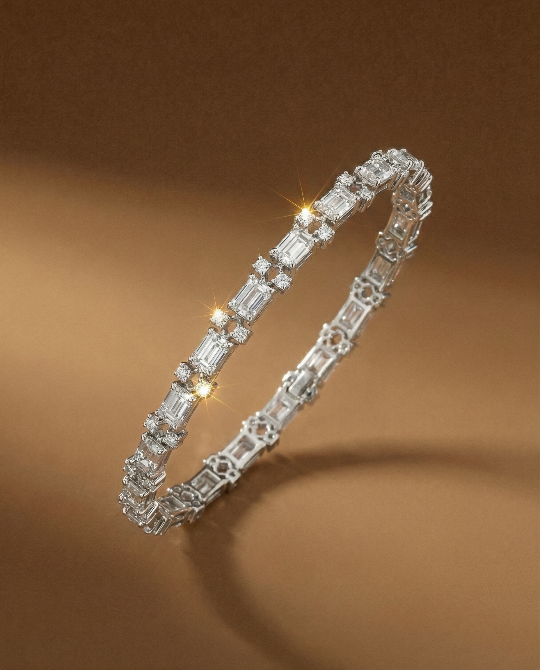 สร้อยข้อมือเพชรแท้ทรงเหลี่ยมสลับเพชรกลม ตัวเรือนทองคำขาว