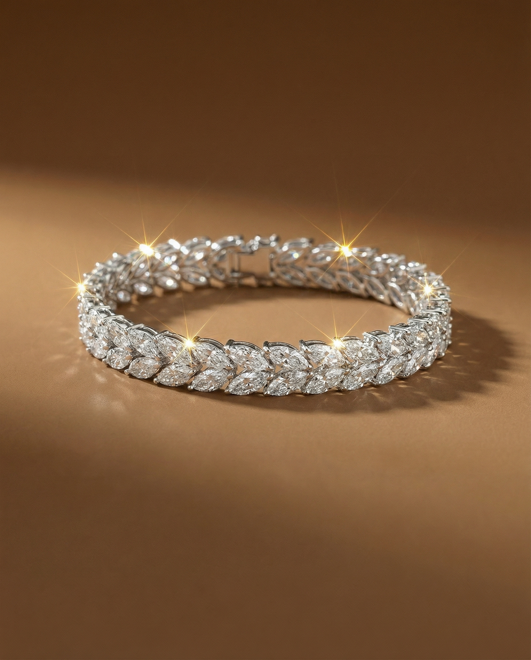 สร้อยข้อมือเพชรทรง Marquise ตัวเรือนทองคำขาว