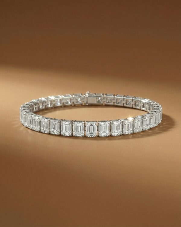 สร้อยข้อมือเพชร-Emerald-cut-Tennis-Bracelet-ทองคำขาว