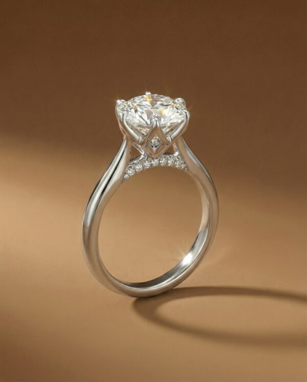 แหวนเพชรชูเม็ดเดี่ยวทรงกลม ดีไซน์ประดับเพชรที่สะพานแหวน