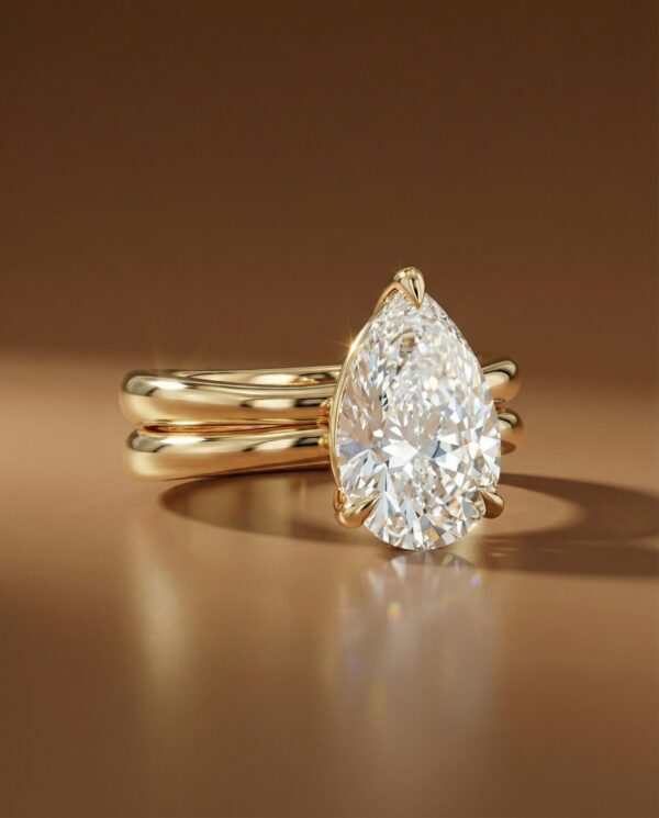 แหวนเพชรแท้-ทรงหยดน้ำ-Pear-Shape-ก้านคู่-Yellow-Gold