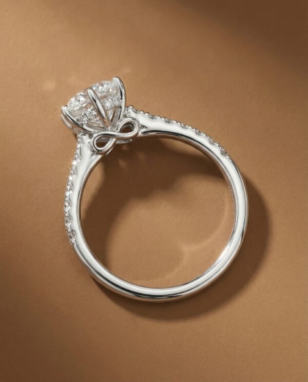 แหวนหมั้นเพชรแท้-ดีไซน์-infinity-ก้านเพชร